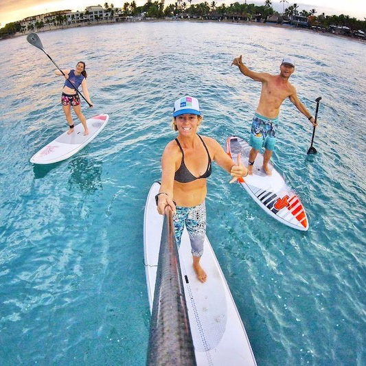paddle-surfing